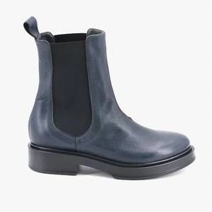 NEW ALL BLACK women chelsea chic boots in navy